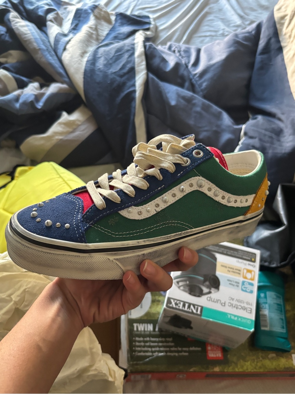 Vans peralized Multi-Color Low-Top Lace-Up Sneakers